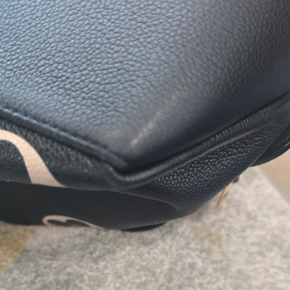 Authentic Louis Vuitton Grand Palais MM Bicolor Monogram Empreinte Leather - Picture 15 of 15